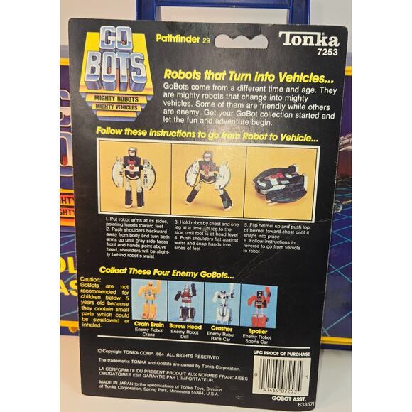 GoBots Pathfinder 29 Friendly Robot UFO Complete Cardback Packaging 1984 - Picture 2 of 16